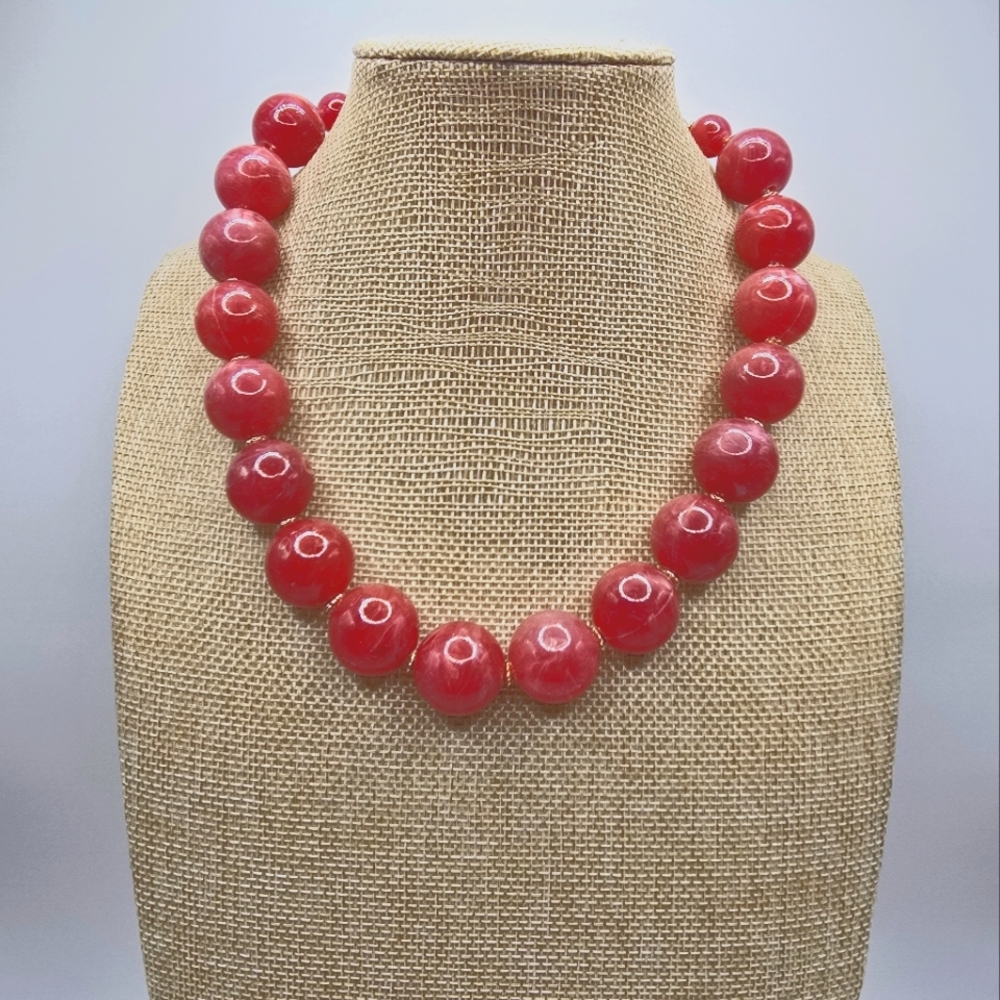 Hong Kong Marbled Cranberry Acrylic Chunky Necklace